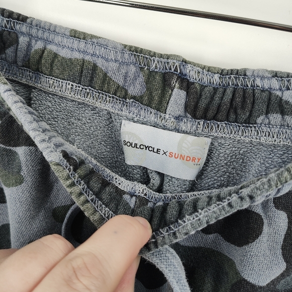 Soulcycle X Sundry Camo Joggers - Picture 3 of 6